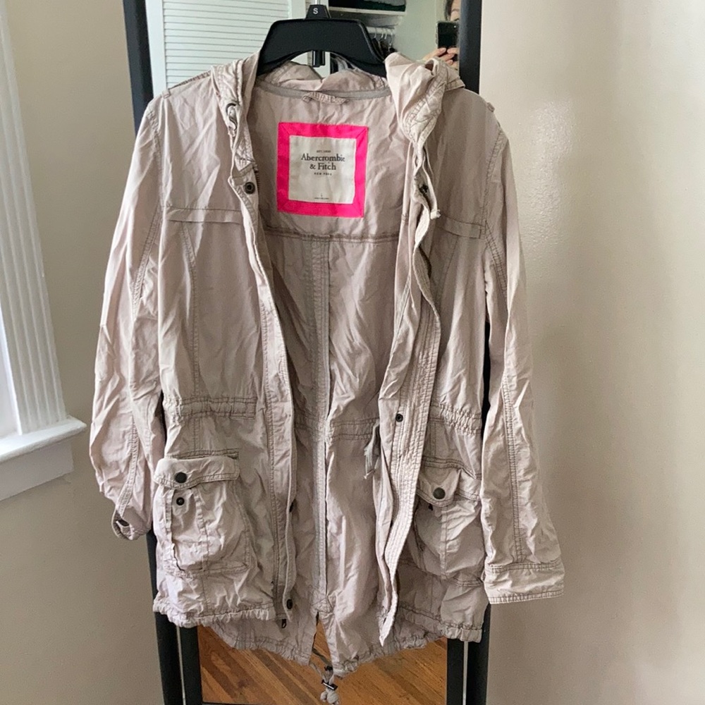 Abercrombie & Fitch Light Weight Coat (Size L)